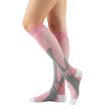 Chaussettes de Compression Sport Unisexe - Rose et Gris - Vue de profil sur jambes de femme